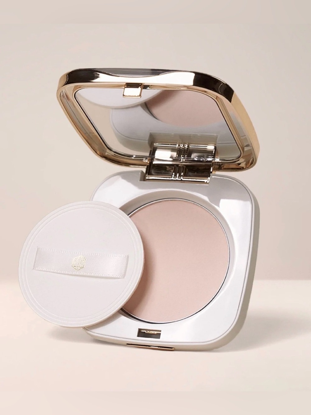 EM Cosmetics Portrait Mode Refining Setting Powder